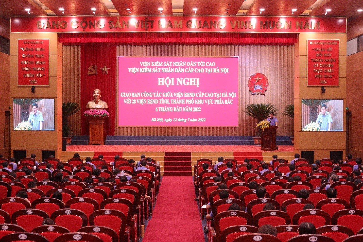 Hội nghị giao ban công tác 6 tháng đầu năm 2022 của Viện kiểm sát nhân dân cấp cao tại Hà Nội với Viện kiểm sát nhân dân các tỉnh, thành phố khu vực phía Bắc 