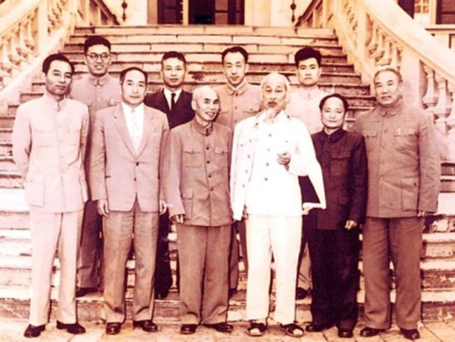 Tư tưởng Hồ Chí Minh về nhà nước pháp quyền của dân, do dân, vì dân và vận dụng trong xây dựng nhà nước pháp quyền
